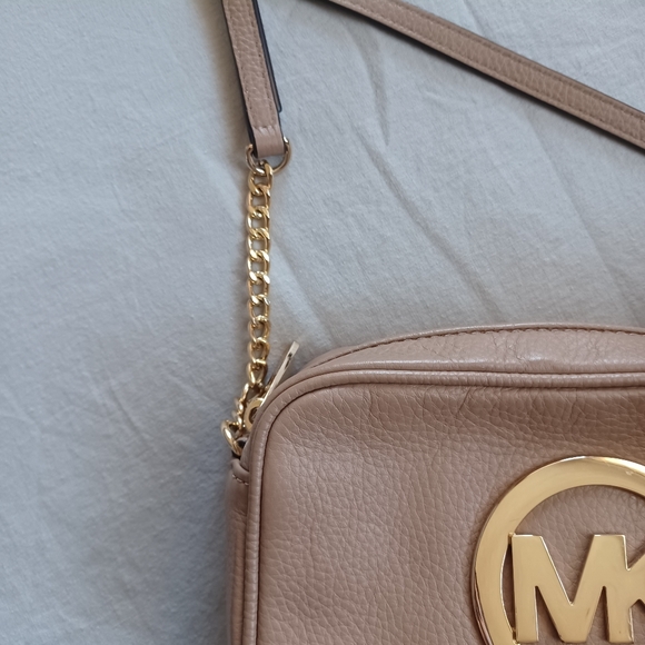 Michael Kors Crossbody Bag - Picture 9 of 11